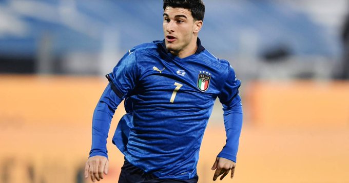 西媒：德容的一段采访将于本周日在巴萨官方频道播出