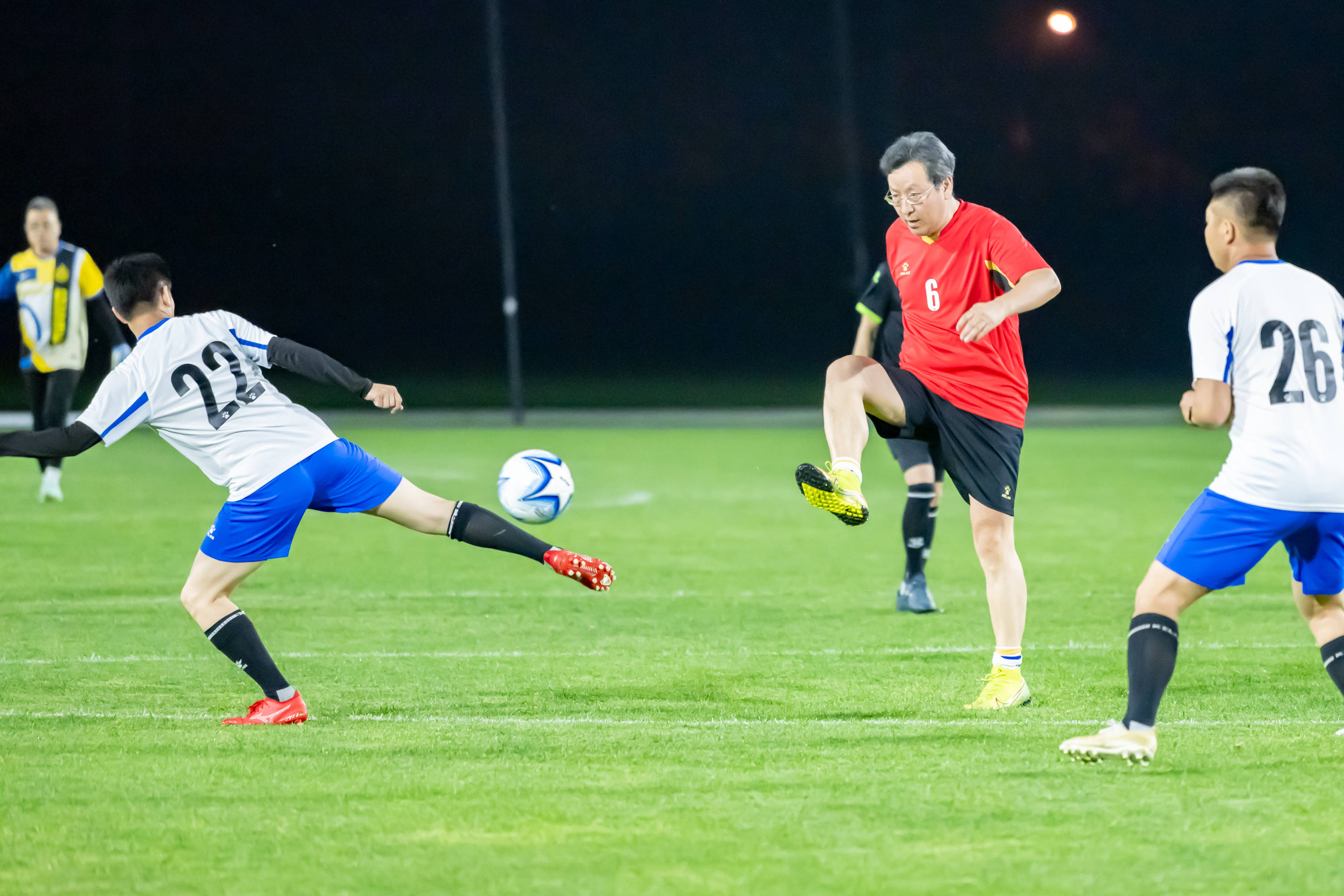 尤以进攻型 尤以进攻型