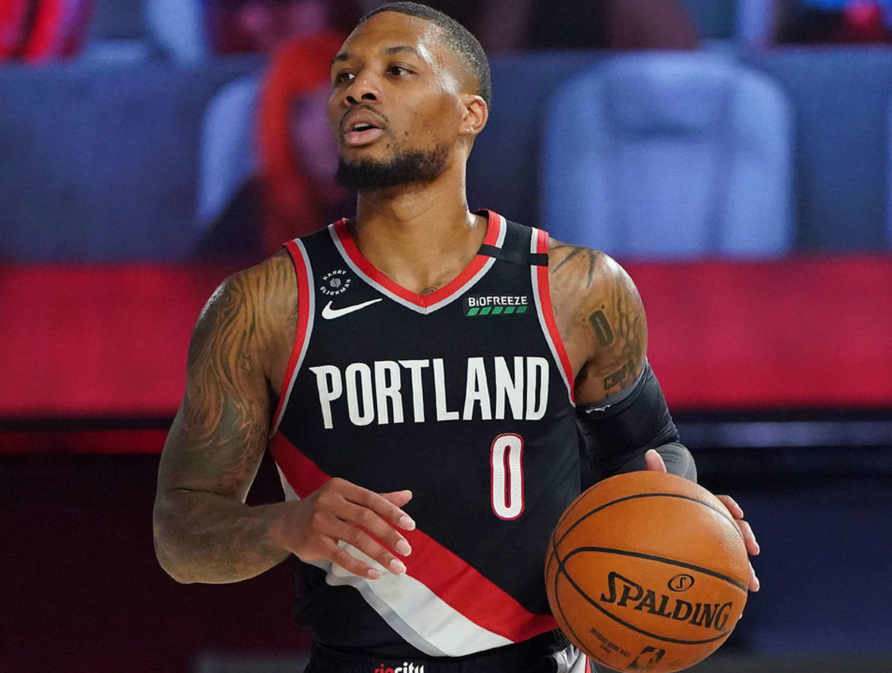 刺即将签下 刺即将签下