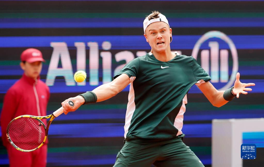 也让我们看 也让我们看