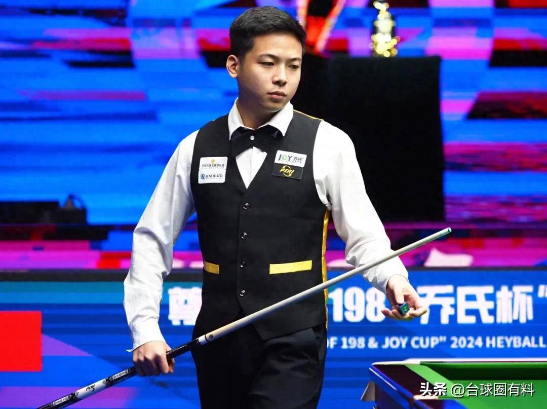 队员转型执 队员转型执