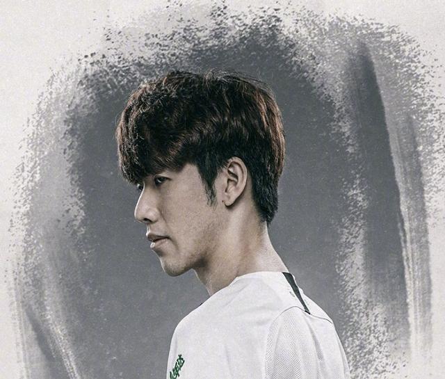 频频失误 频频失误