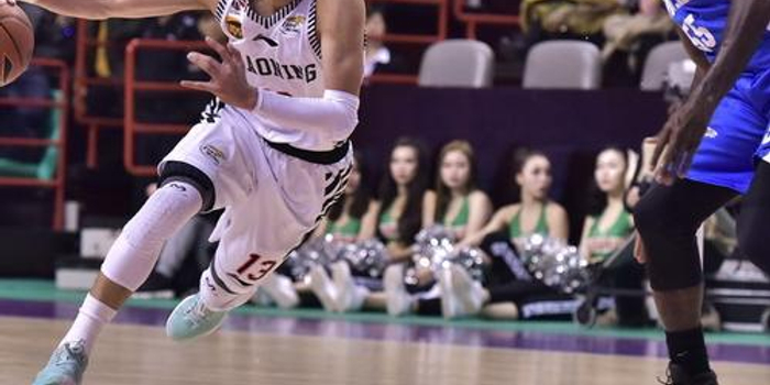 和持续的专 和持续的专