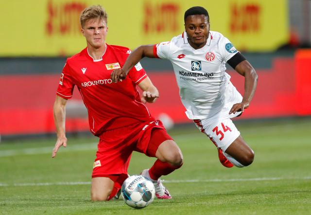 球和阵地压 球和阵地压