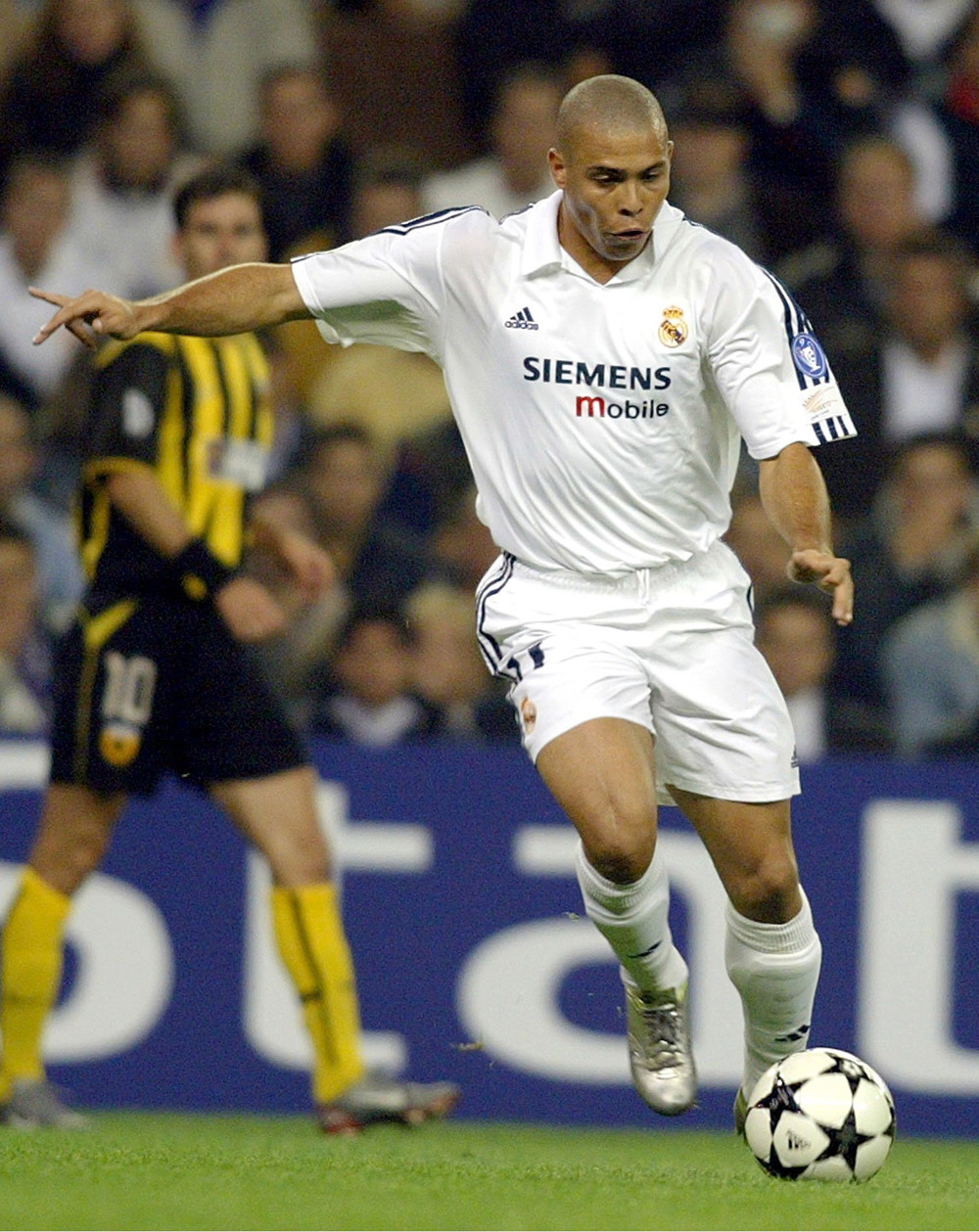 无球跑动强 无球跑动强