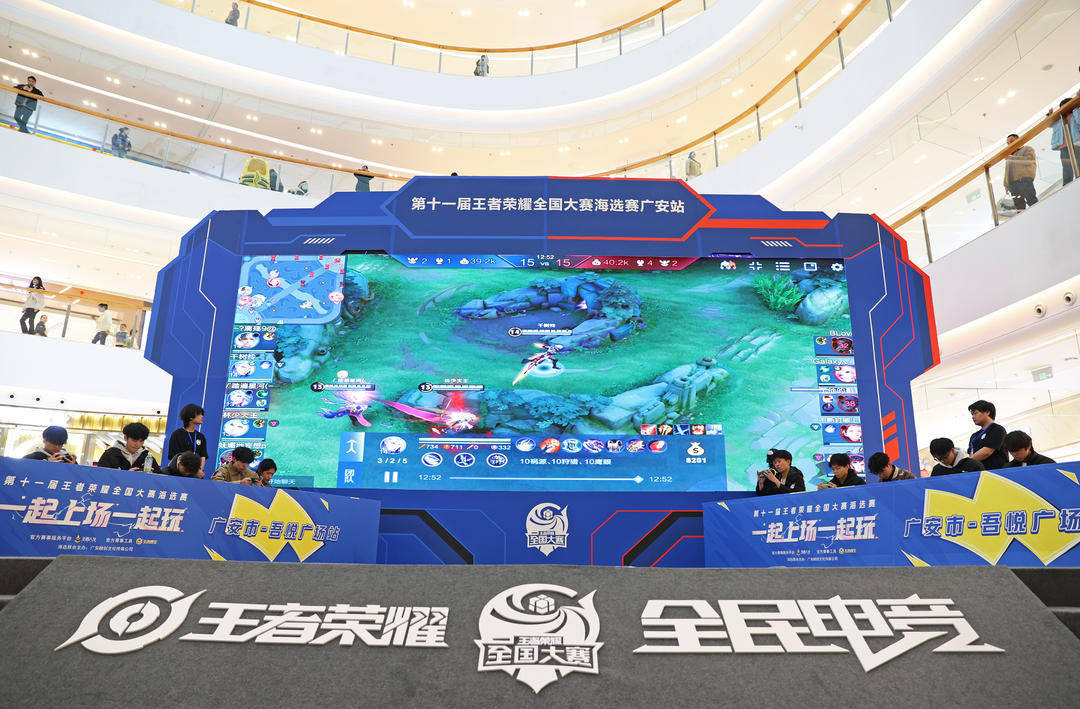 拥抱手势 拥抱手势