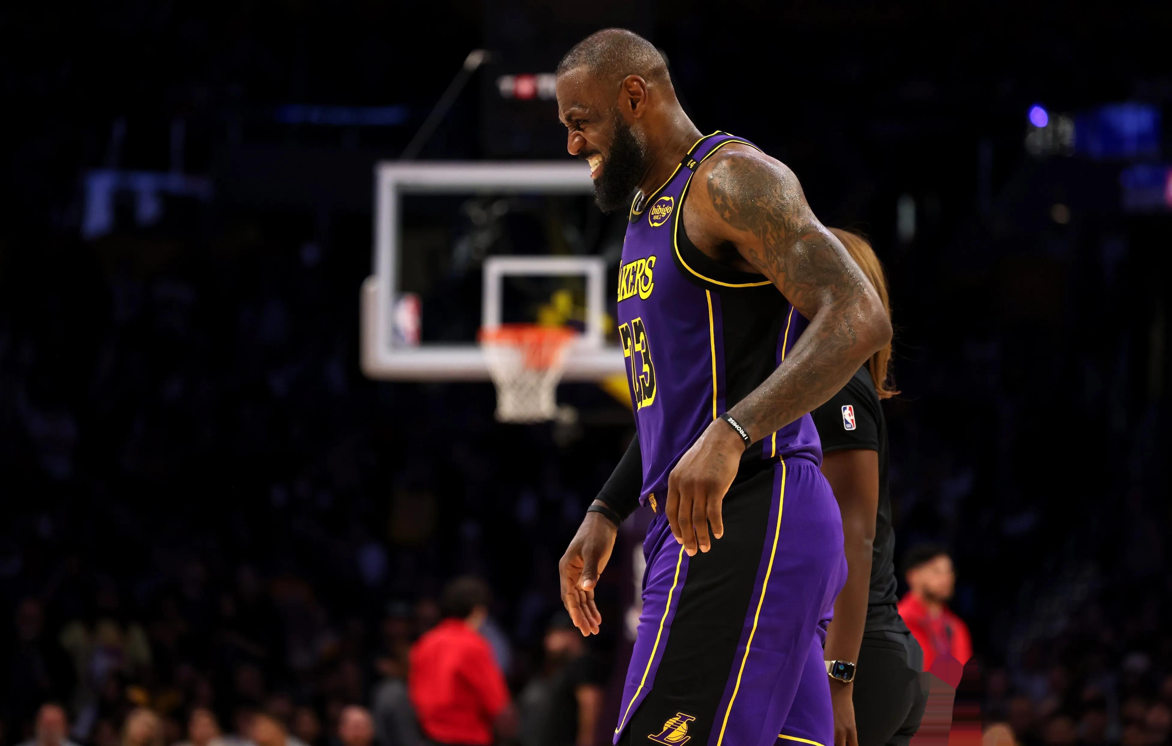 逼出滚地与 逼出滚地与